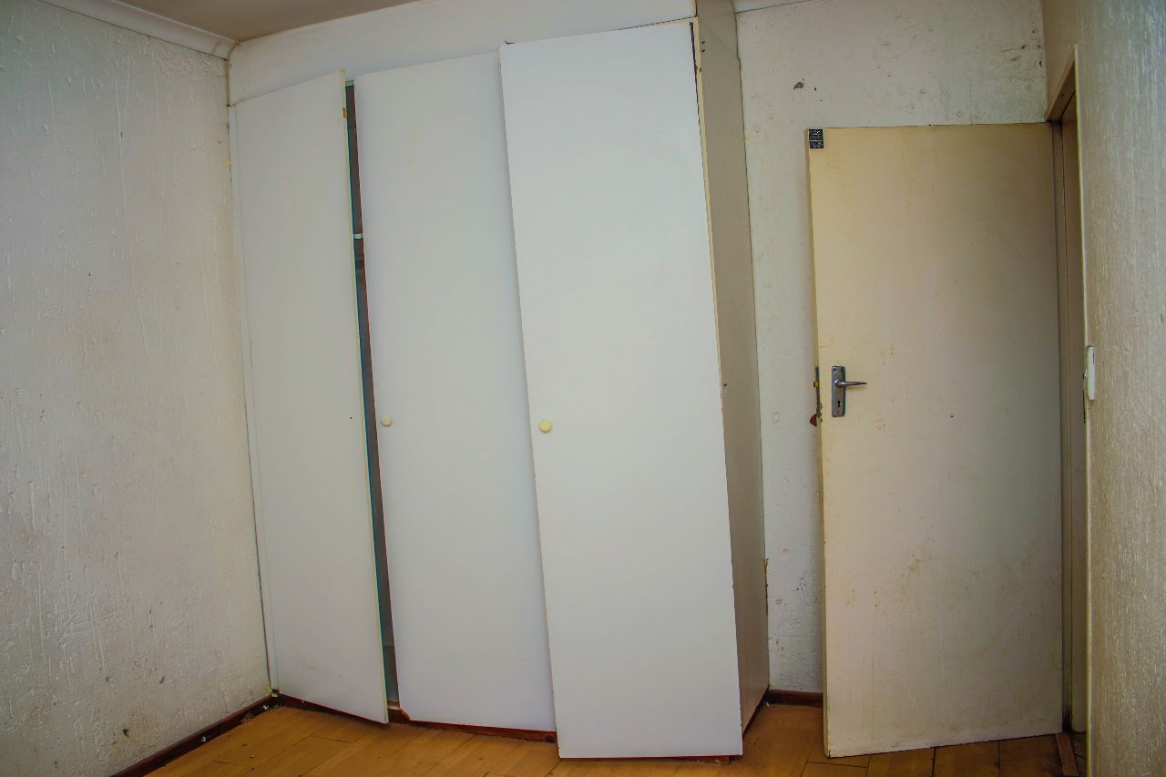 088012a7-3e20-4698-8d6e-3c555dc0514a Boksburg 2 Bed Fixer Upper Apartment (3)