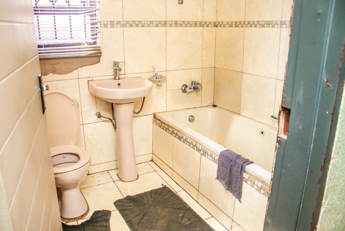 House For Sale – Lehae , Phase 3 , Lenasia , Lenasia Ext 3, Lenasia