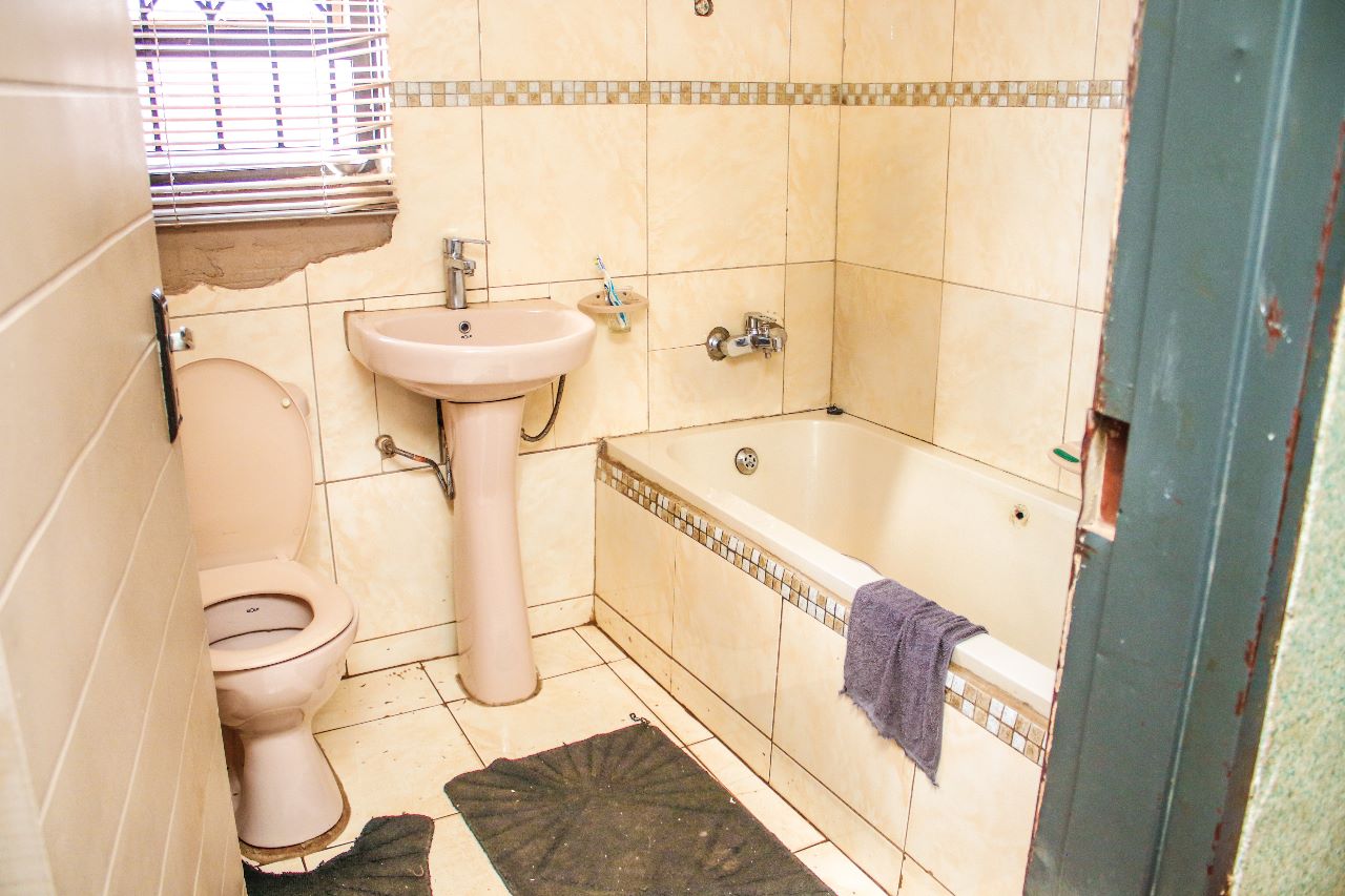 10 House For Sale – Lehae , Phase 3 , Lenasia , Lenasia Ext 3, Lenasia