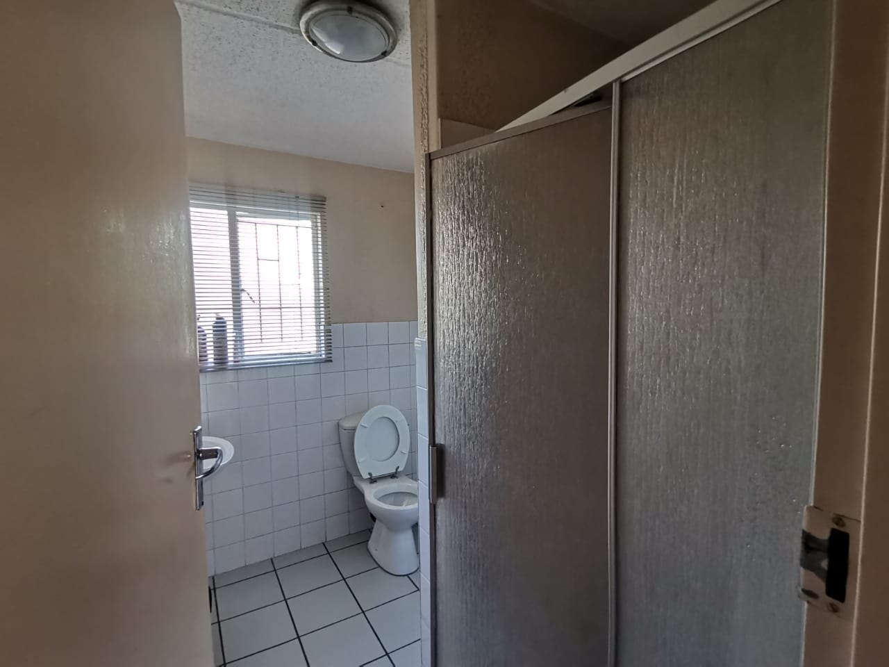 10 Townhouse For Sale – Unit 32, 72 North Road, Glen Marais