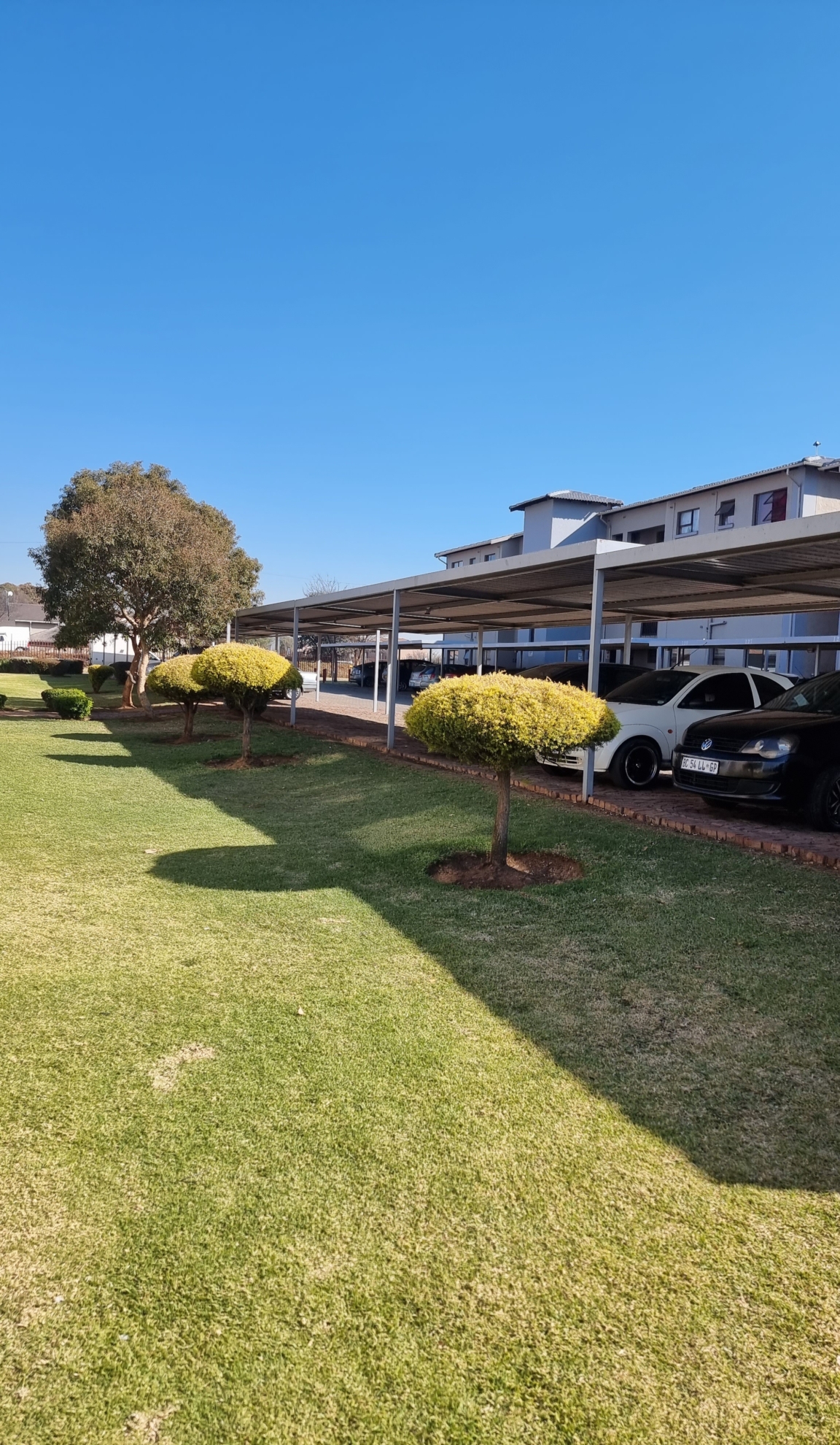 20230718_101022 Boksburg 2 Bed Fixer Upper Apartment (3)