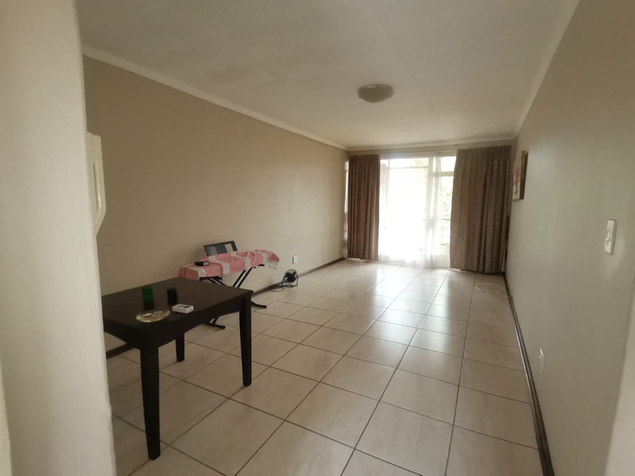 5 Flat/Apartment For Sale – Unit 12 Noordzicht, 11 Pienaar Avenue , Kempton Park