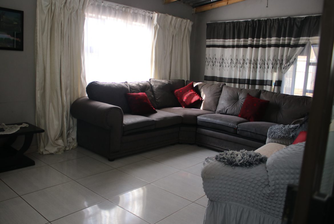 House For Sale – Drieziek Street, Orange Farm, Johannesburg, Orange Farm