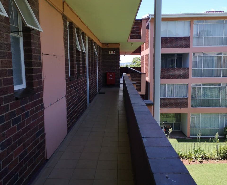 House For Sale – No 9, First Road, Kew , Kew