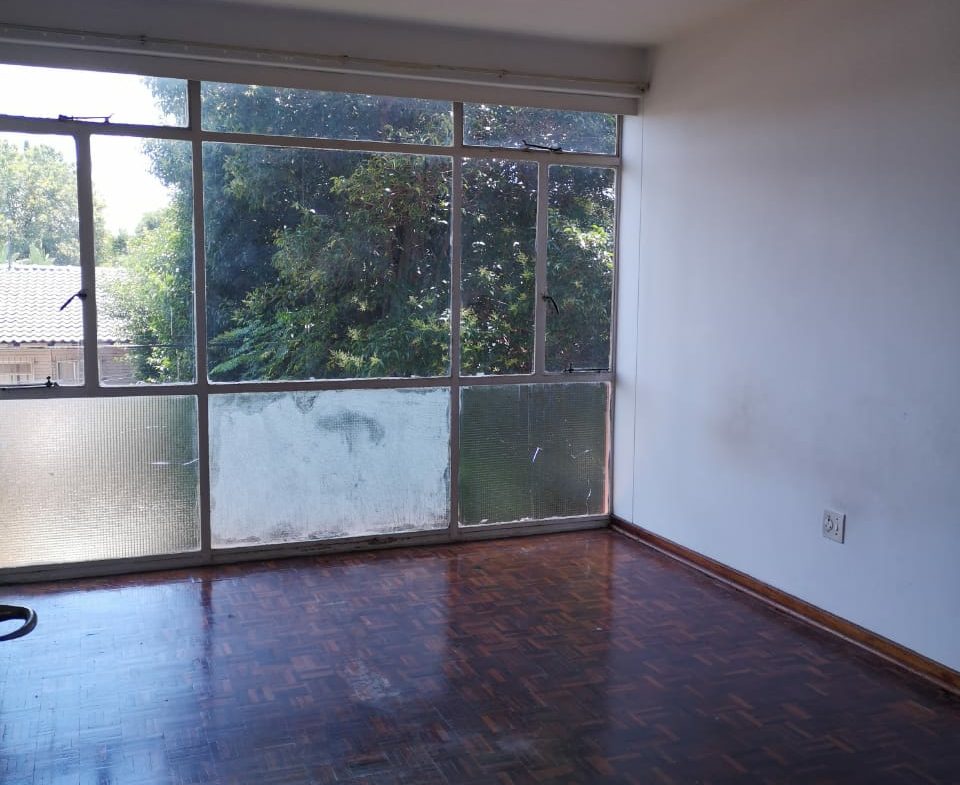 House For Sale – No 9, First Road, Kew , Kew