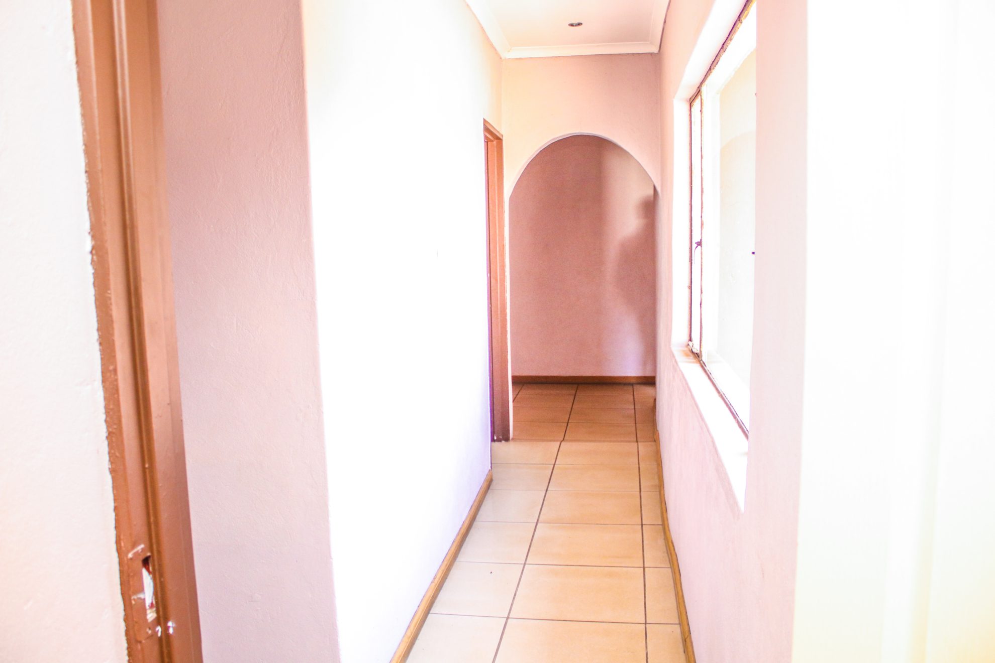 IMG_0365 8 Bedroom House for Rent in Birchleigh, Kempton Park