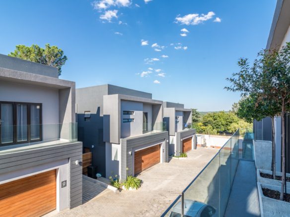 Modern and Beautifully Finished Duplex For Sale