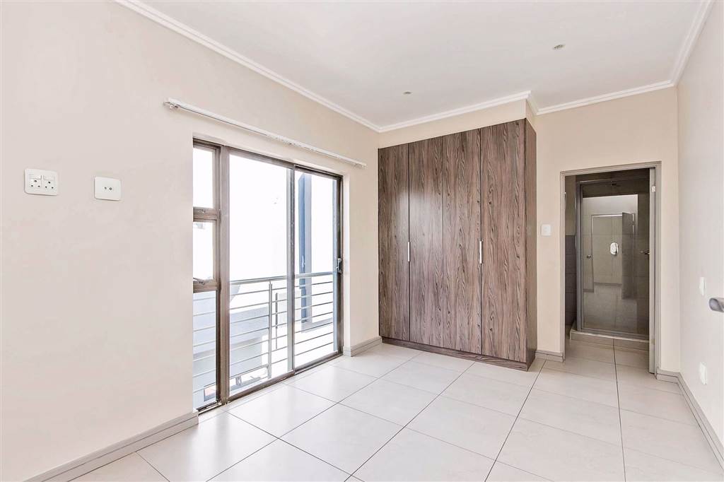 Modern and Beautifully Finished Duplex For Sale