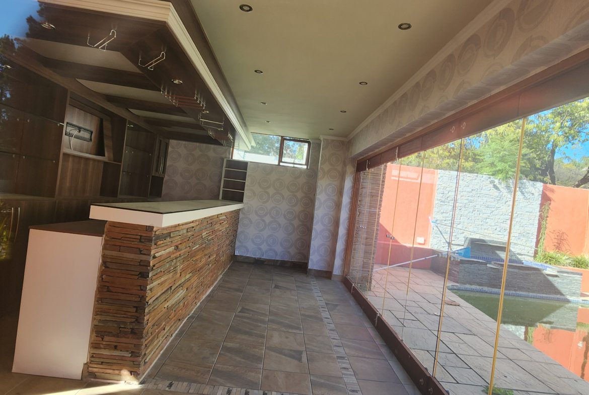 Spacious and Lovely family home on 2000 square metres