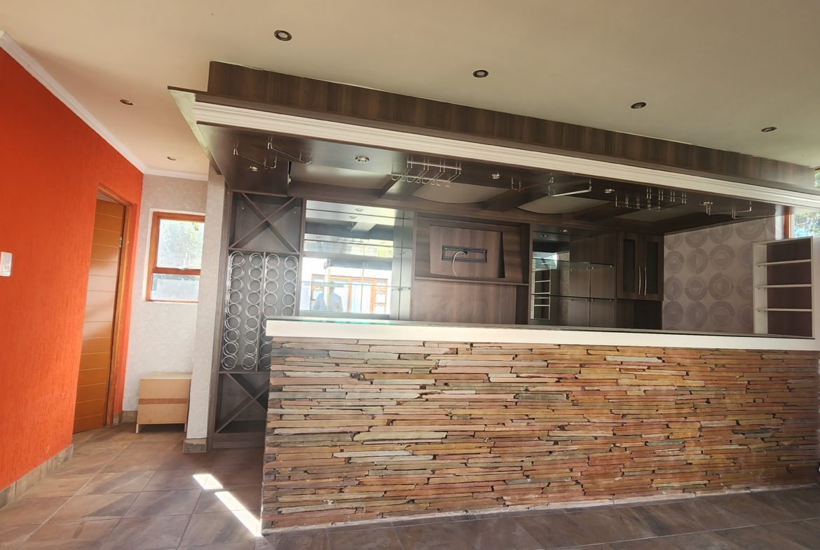 Spacious and Lovely family home on 2000 square metres