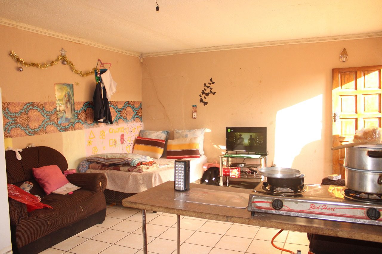 3 Spacious House for Sale in Rhodesfield