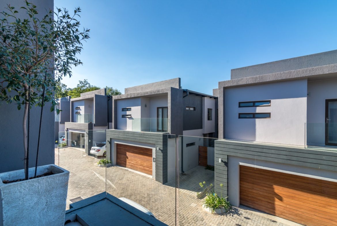 Modern and Beautifully Finished Duplex For Sale