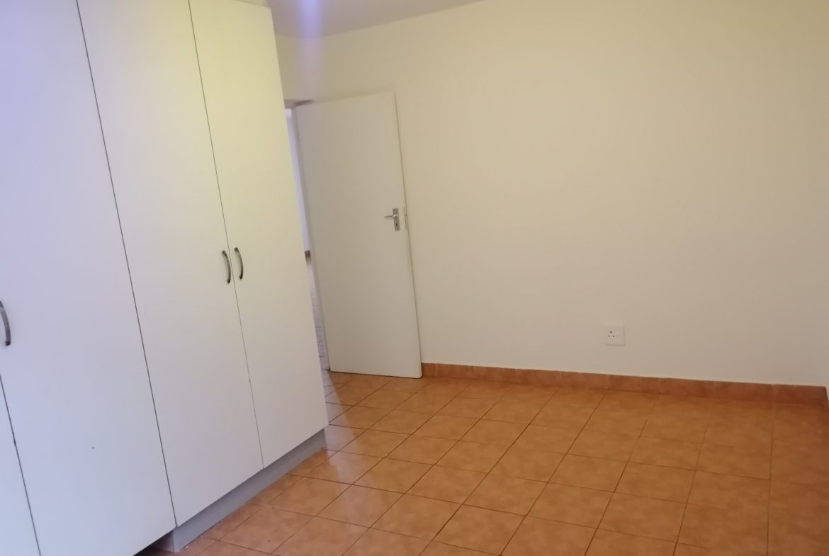 Two bedroom two bathroom Unit! Ideal for single, couple or small family.