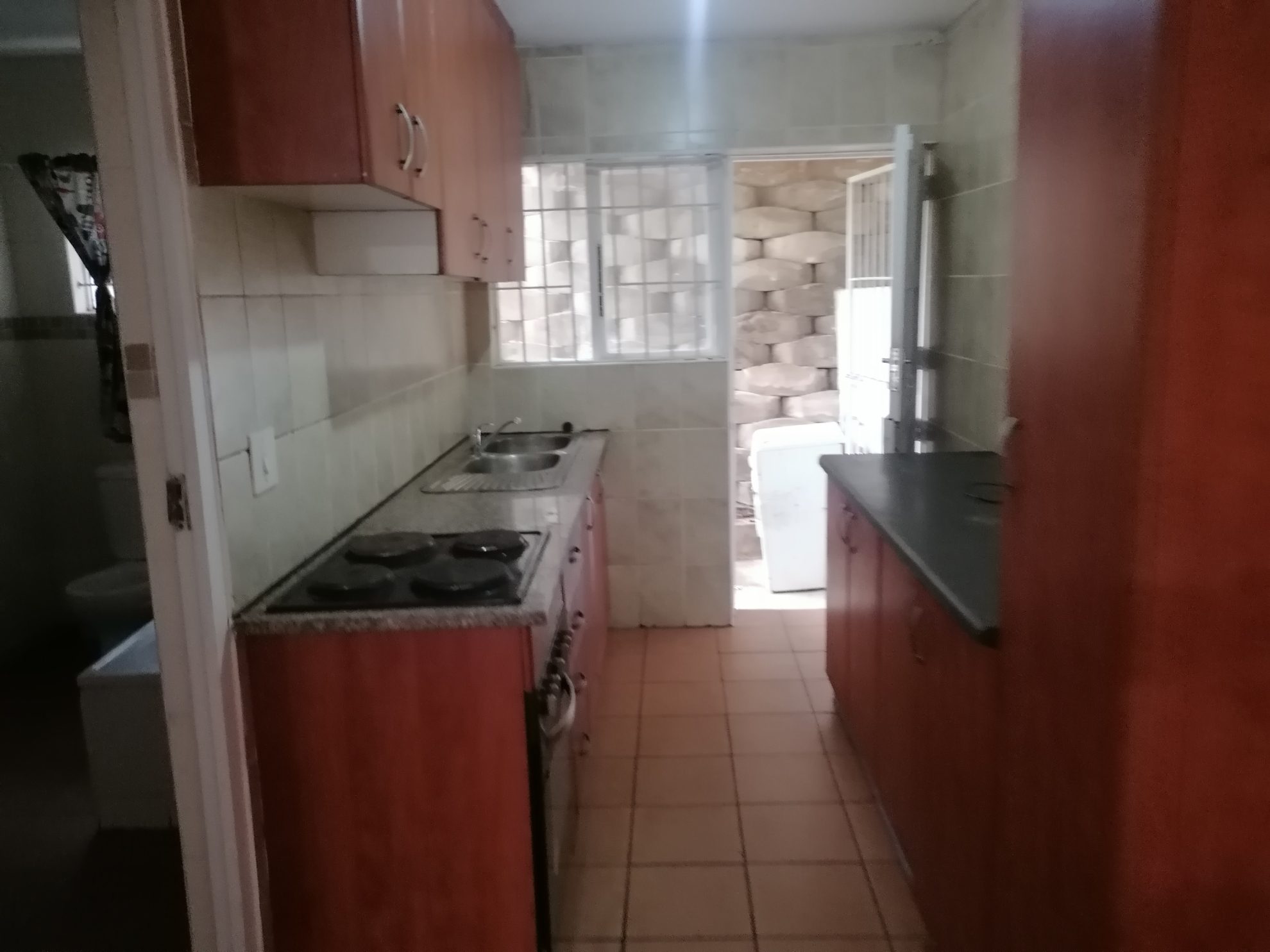 IMG_20240220_173615 Two bedroom two bathroom Unit! Ideal for single, couple or small family.