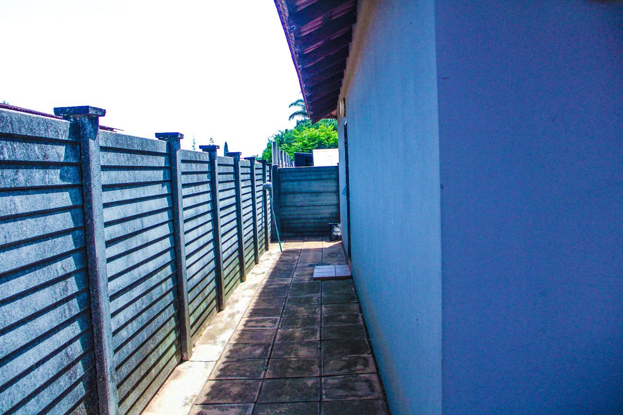 WhatsApp Image 2023-11-22 at 13.38.15 (3) Unique Home With two bedroom cottage