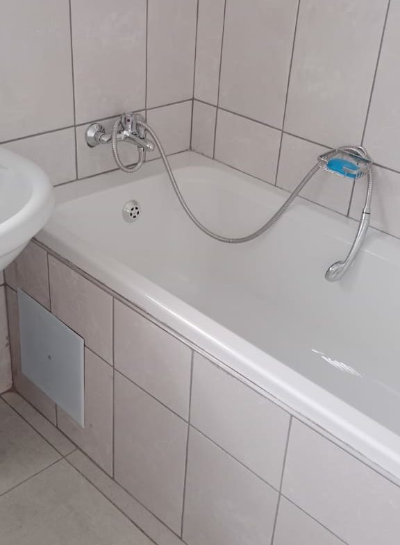 BEAUTIFUL 3 BEDROOM HOUSE AT KLIP SPRUIT ON THE MARKET!