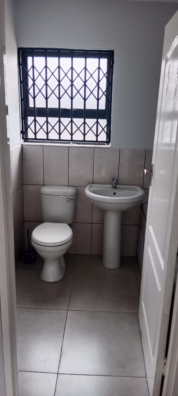 BEAUTIFUL 3 BEDROOM HOUSE AT KLIP SPRUIT ON THE MARKET!