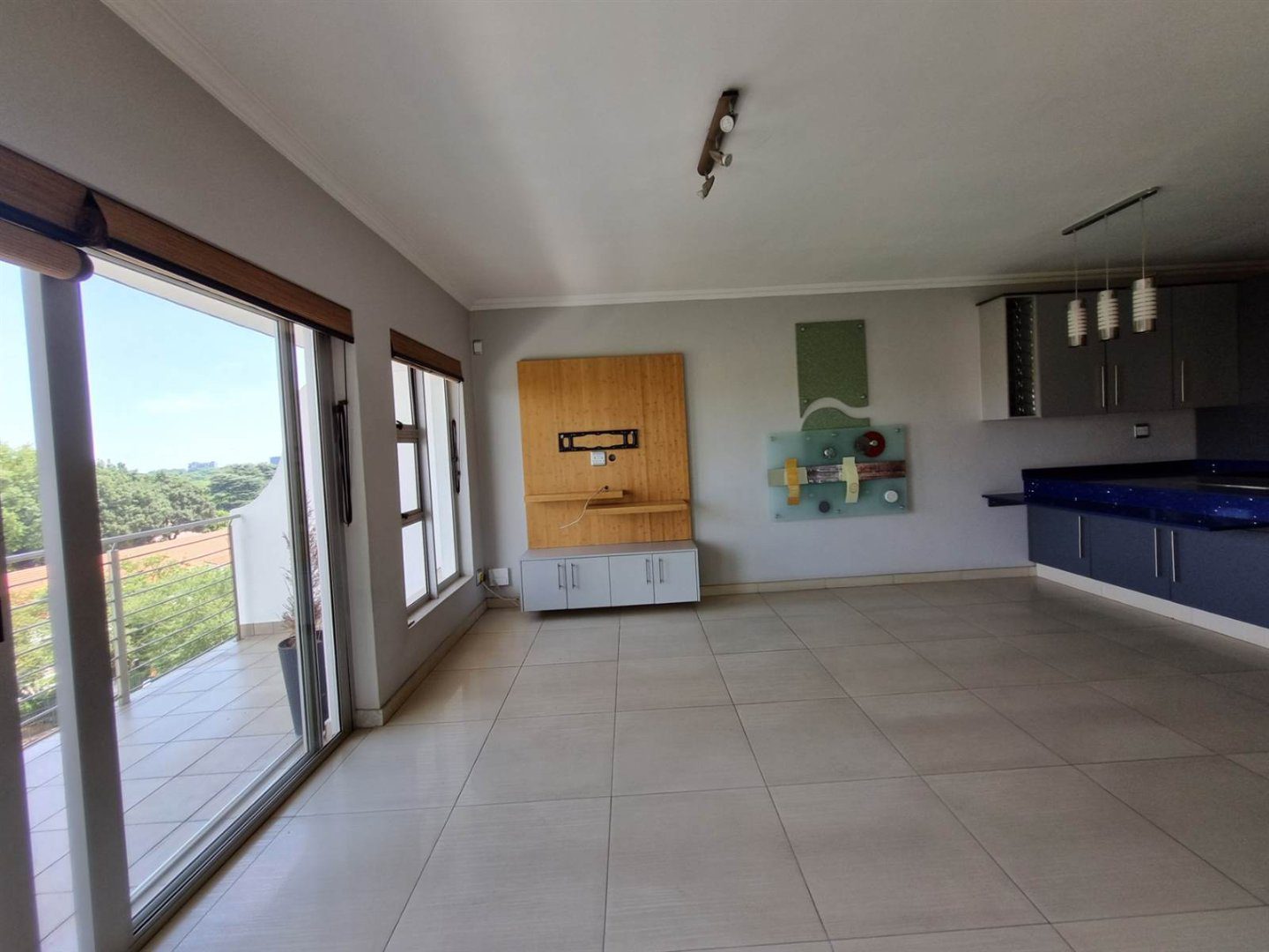 Beautifully Finished Modern renovated 2 Bedroom Apartment For Sale