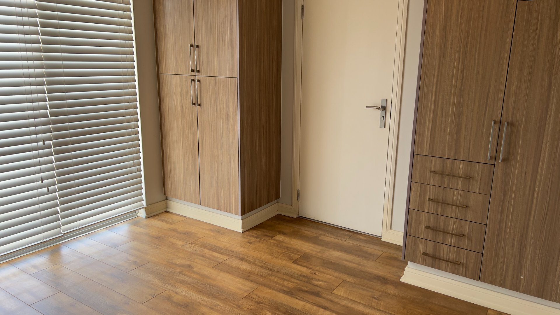 12 Modern and Beautifully Finished House For Sale