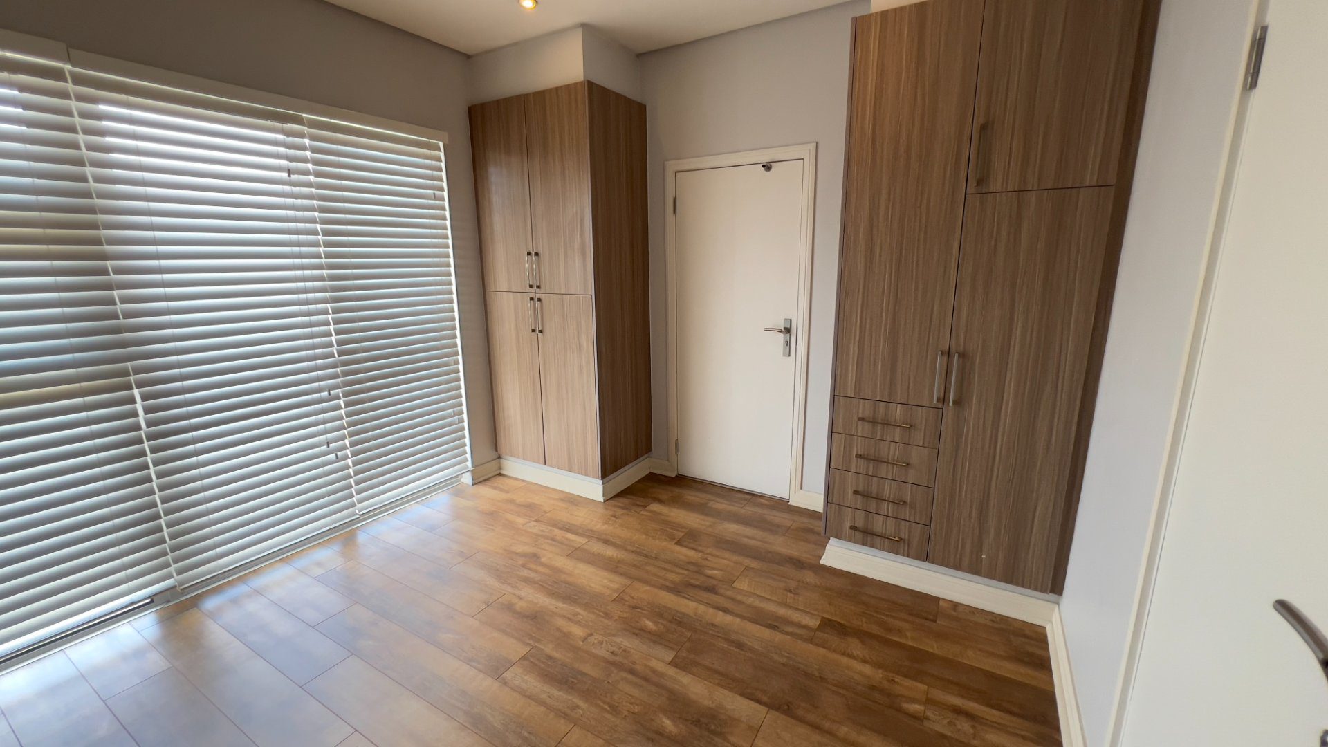 13 Modern and Beautifully Finished House For Sale