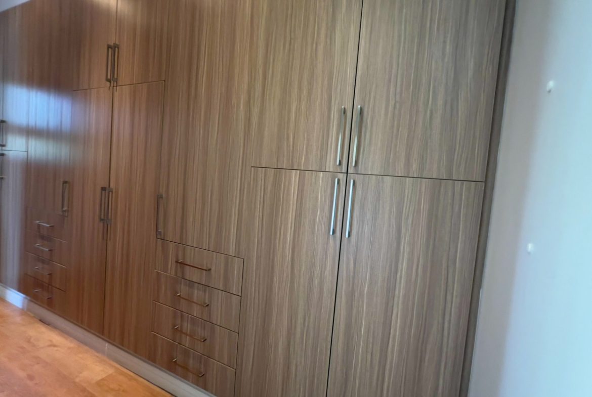 Modern and Beautifully Finished House For Sale