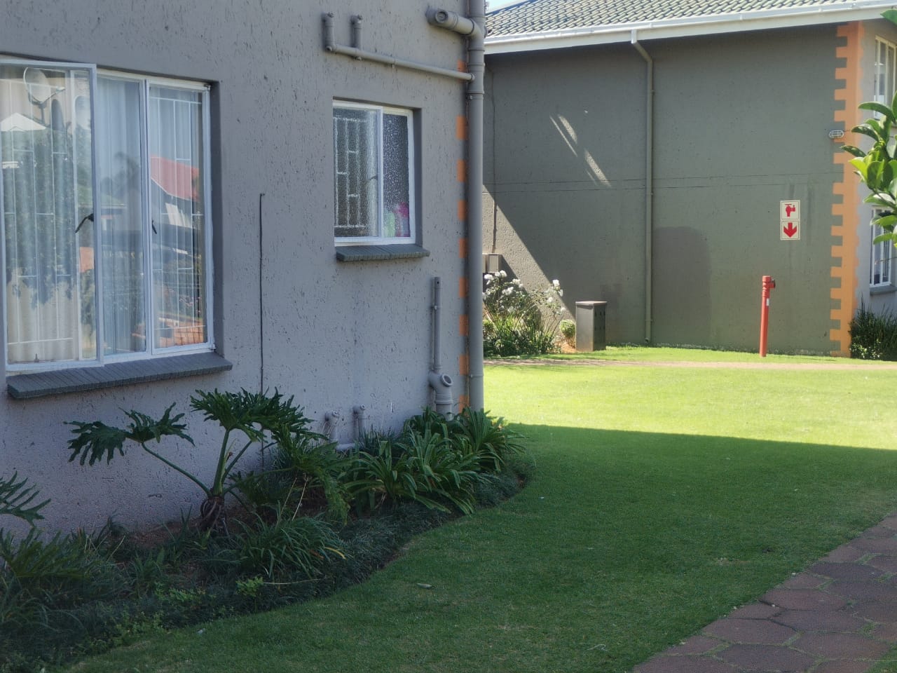 3 Beautiful 3 Bedroom 2 Bathroom Property In the Heart Of Glen Marais