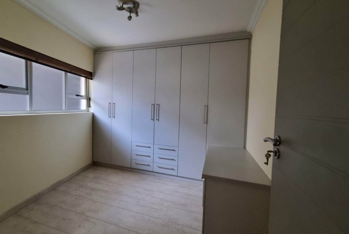 Beautifully Finished Modern renovated 2 Bedroom Apartment For Sale
