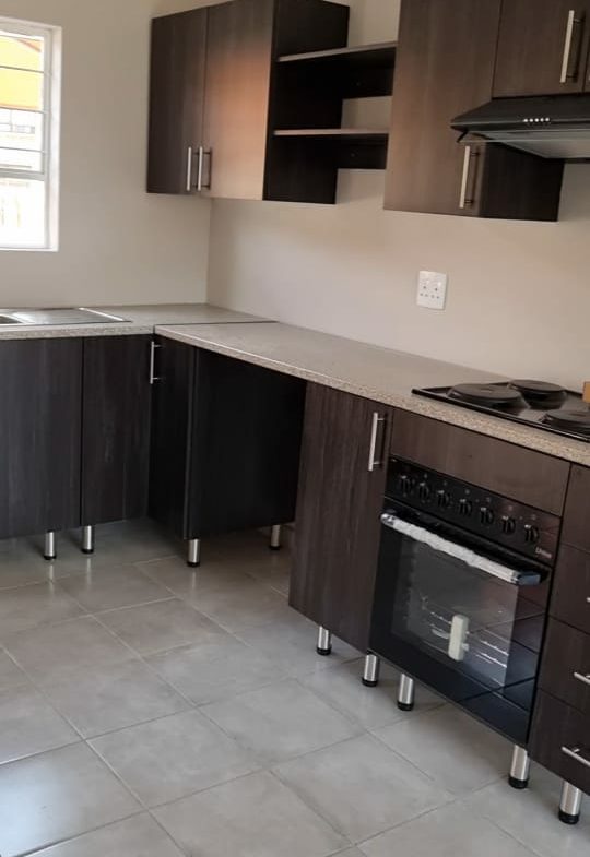 Beautiful two bedroom one bedroom @ Crystal park !