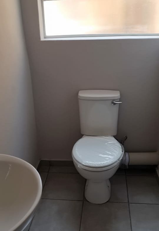 Beautiful two bedroom one bedroom @ Crystal park !