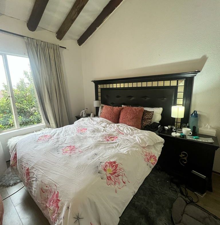 STUNNING 2 BED 2 BATHS IN LOS PALMOS ,LONEHILL