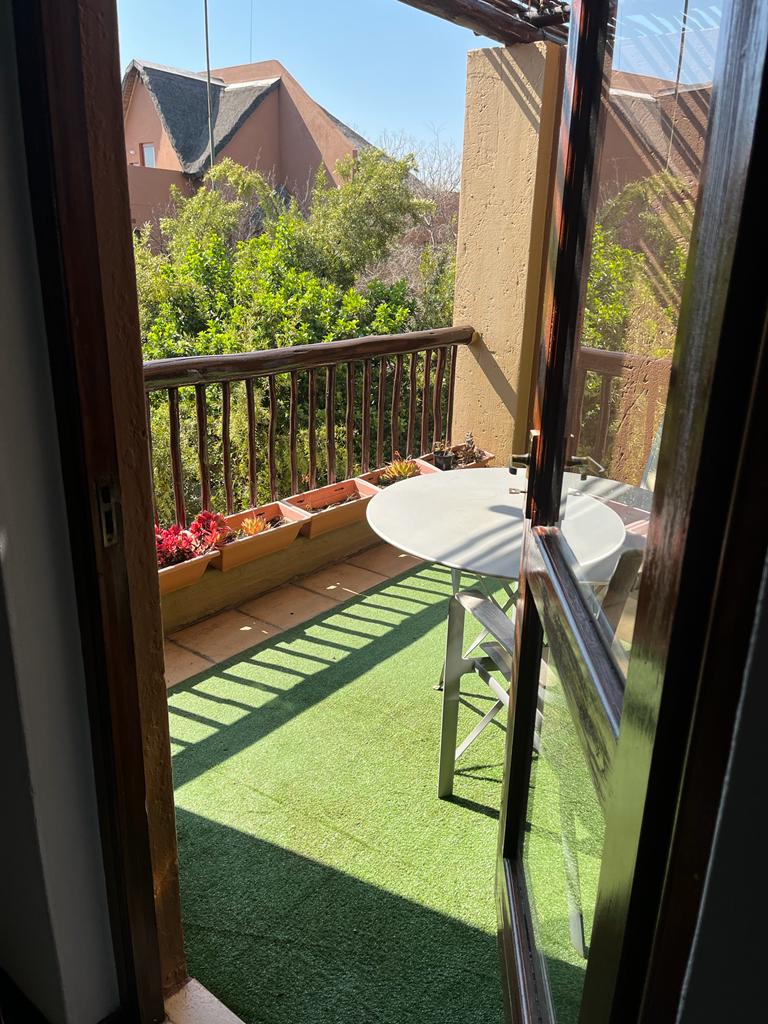 11 Charming 2 Bedroom 1 bathroom in Pineslopes