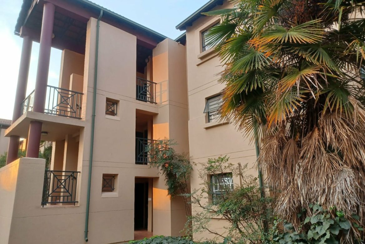 Charming 2 Bedroom 1 bathroom in Pineslopes