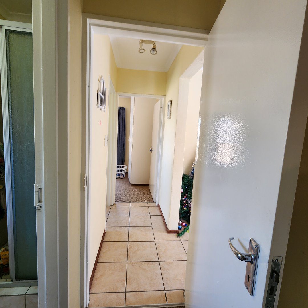 4 2 Bedroom 2 bathroom Petfriendly Townhouse in Honeydew Manor