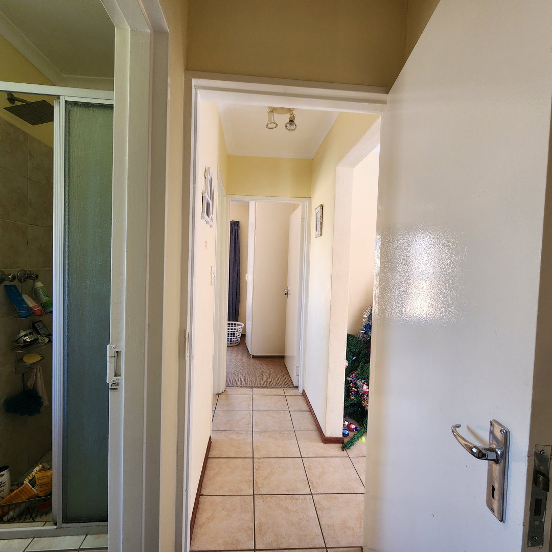 5 2 Bedroom 2 bathroom Petfriendly Townhouse in Honeydew Manor