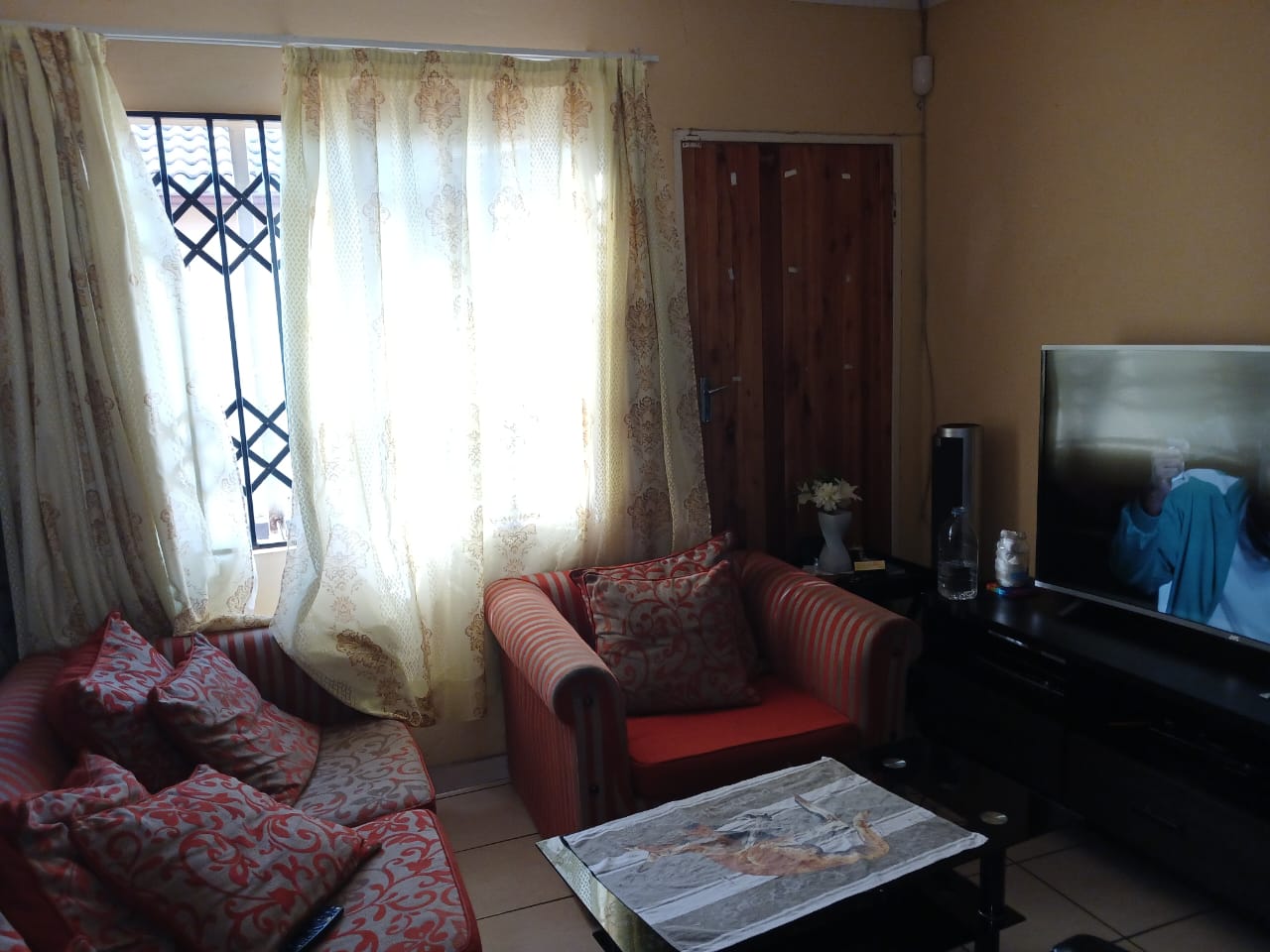 2 Bedroom House for sale in Mayfield, Benoni