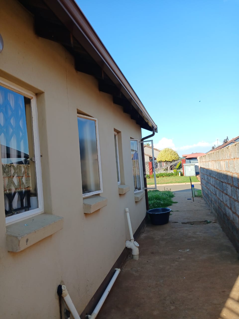 2 Bedroom House for sale in Mayfield, Benoni