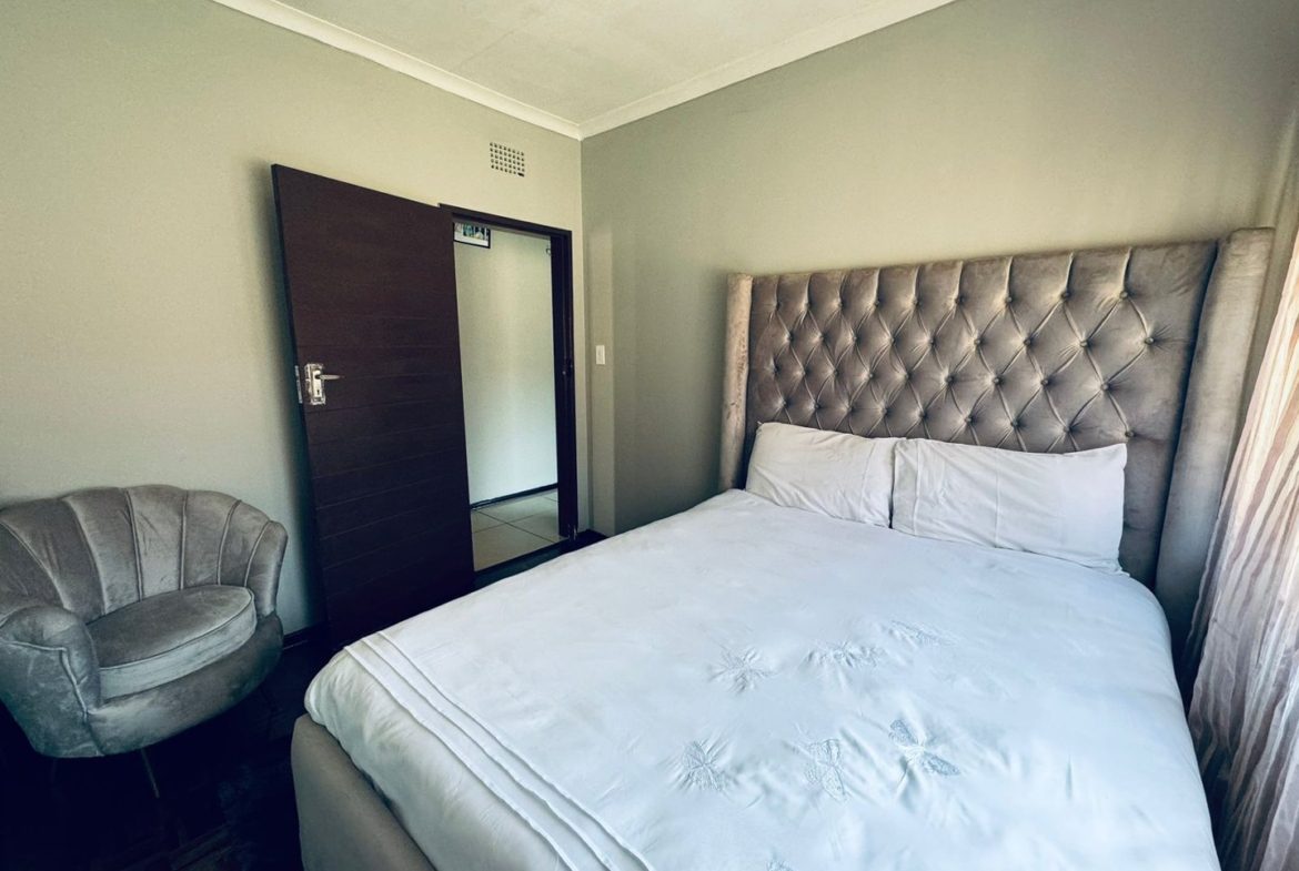 3 Bedroom 2 Bathroom House to Rent Esther Park