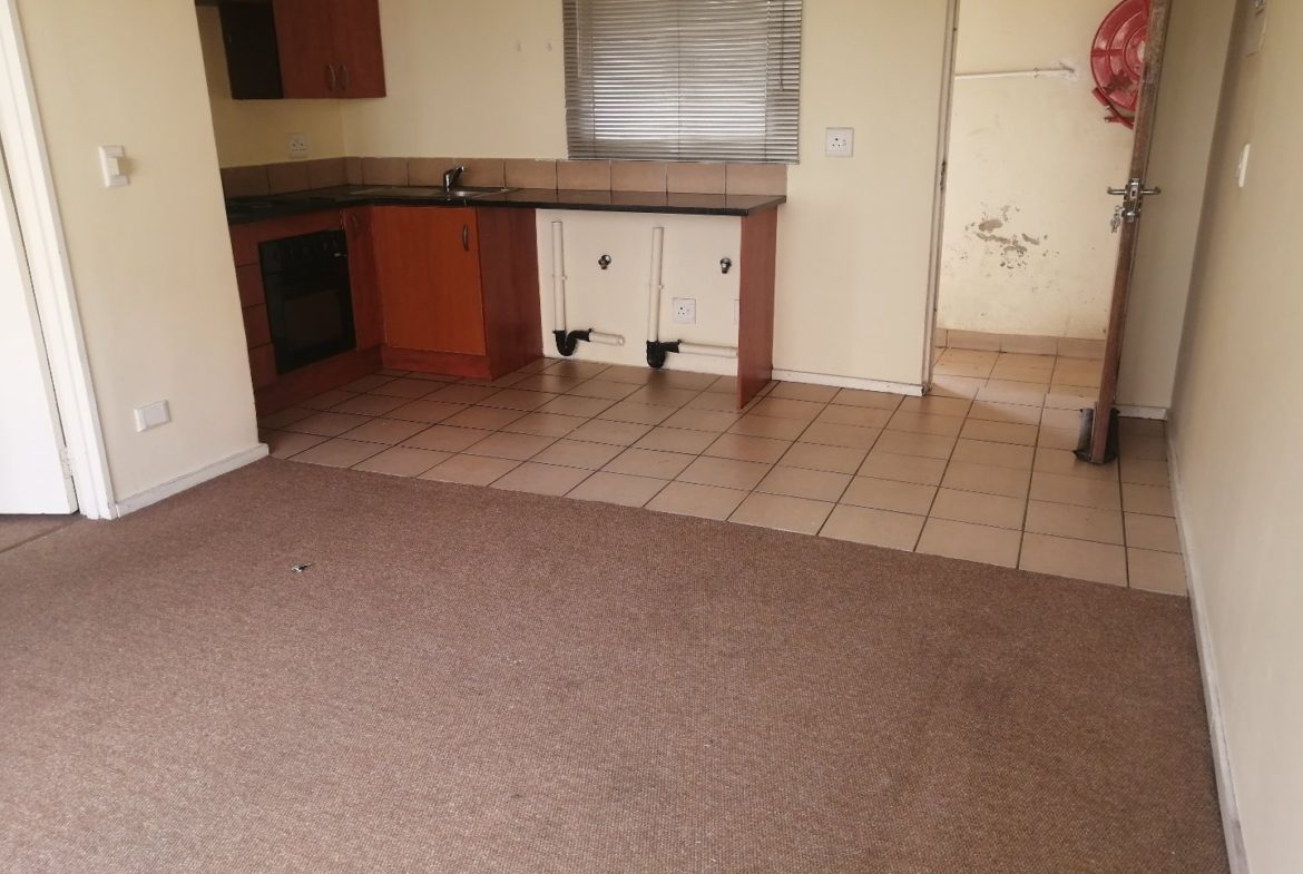 1 Bedroom Ground floor Townhouse For Sale