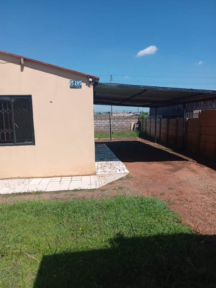 IMG-20240711-WA0008 “Charming Family Home in Beautiful Moleleki for sale