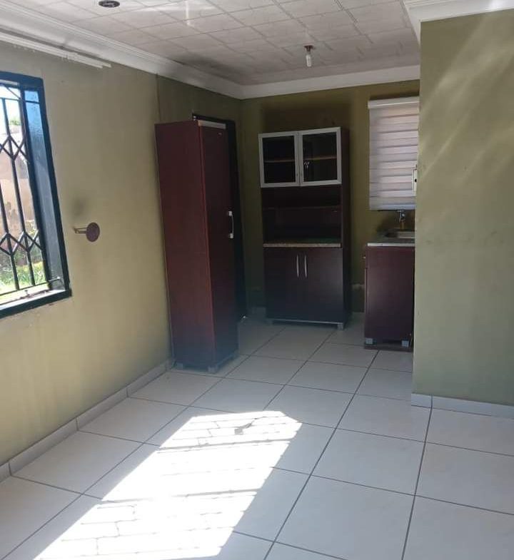 “Charming Family Home in Beautiful Moleleki for sale