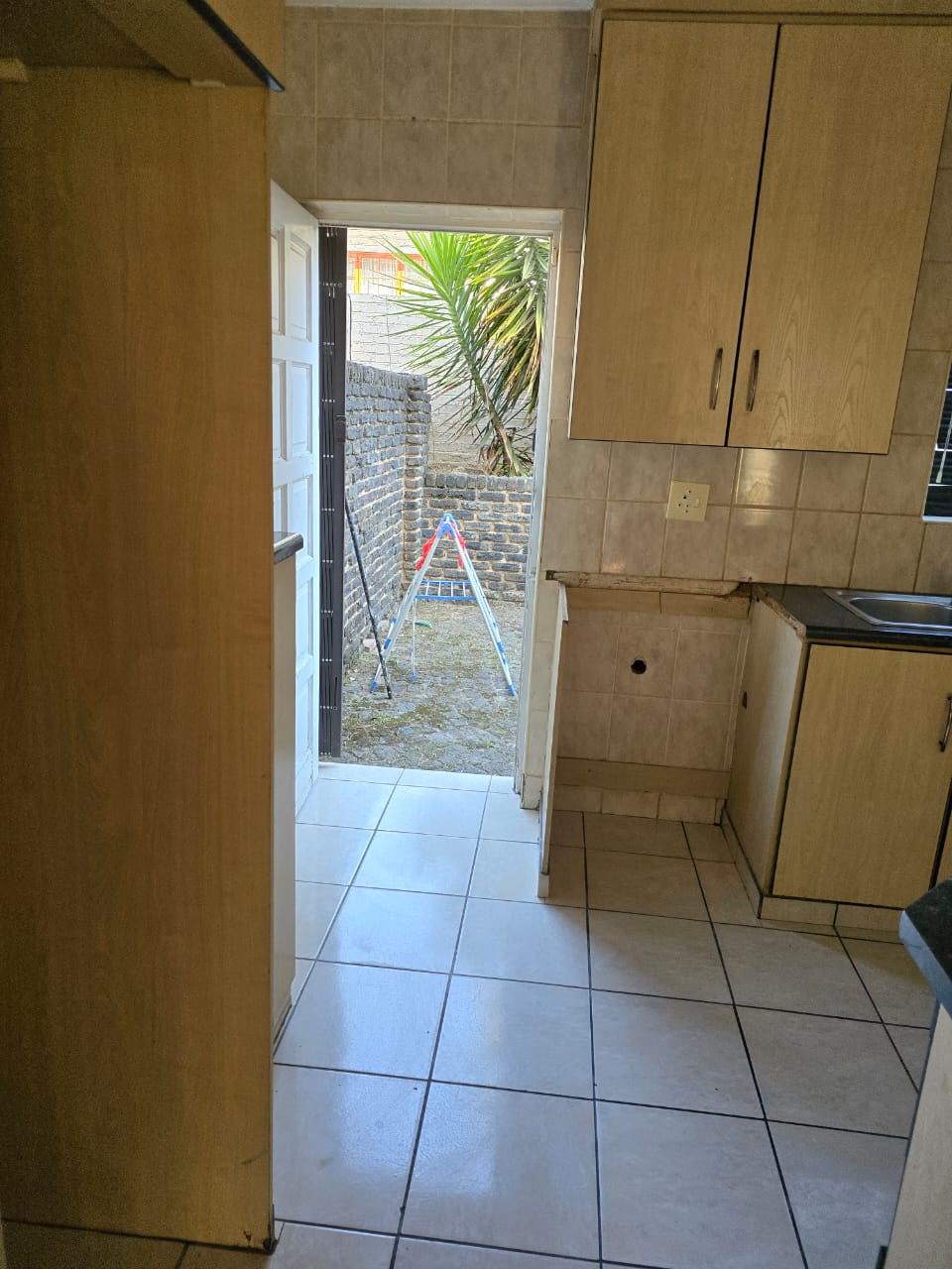 12 Beautifully Finished and Well Maintained Apartment For Rent