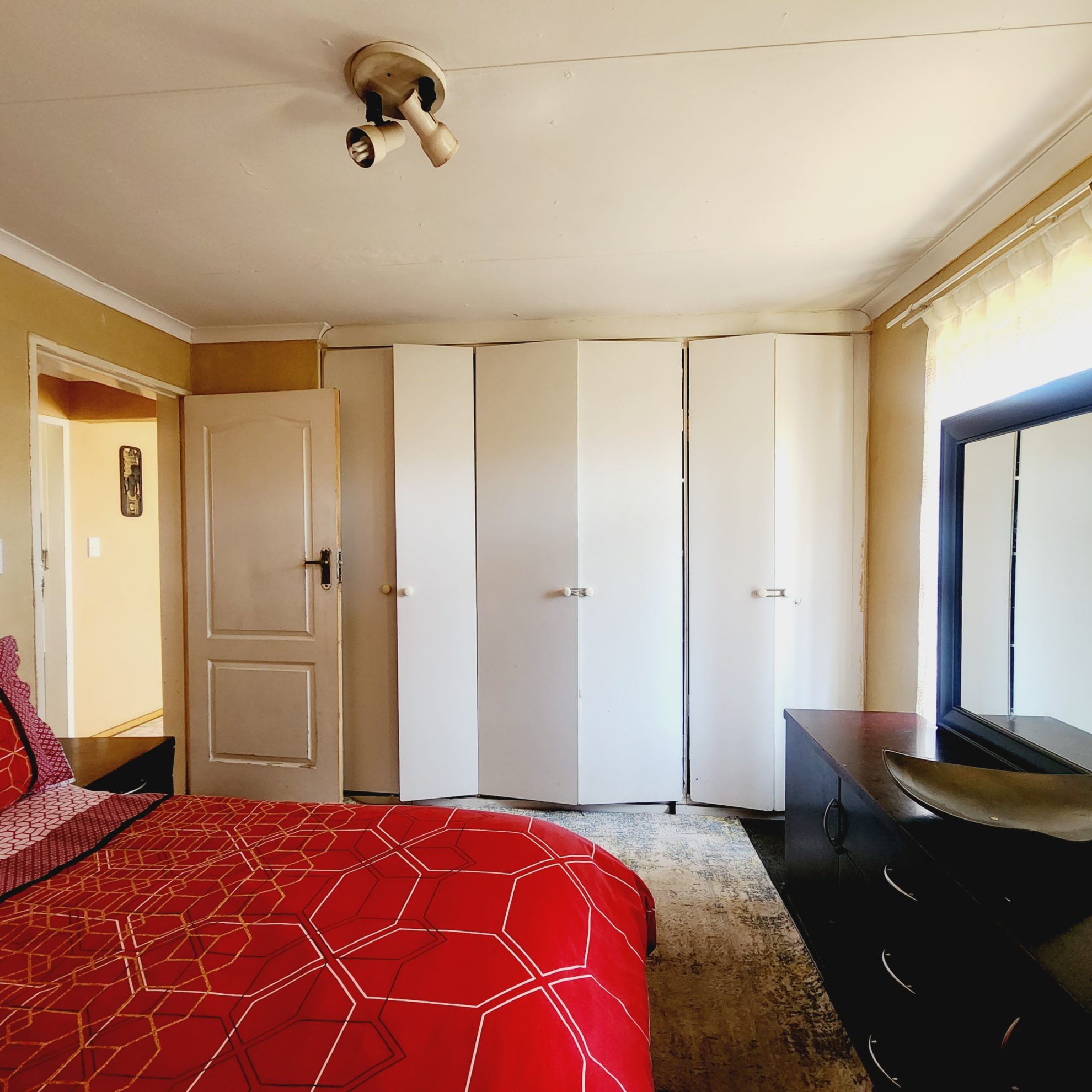 20240822_110609 2 Bed ,1 Bath apartment in Glen Marais for sale