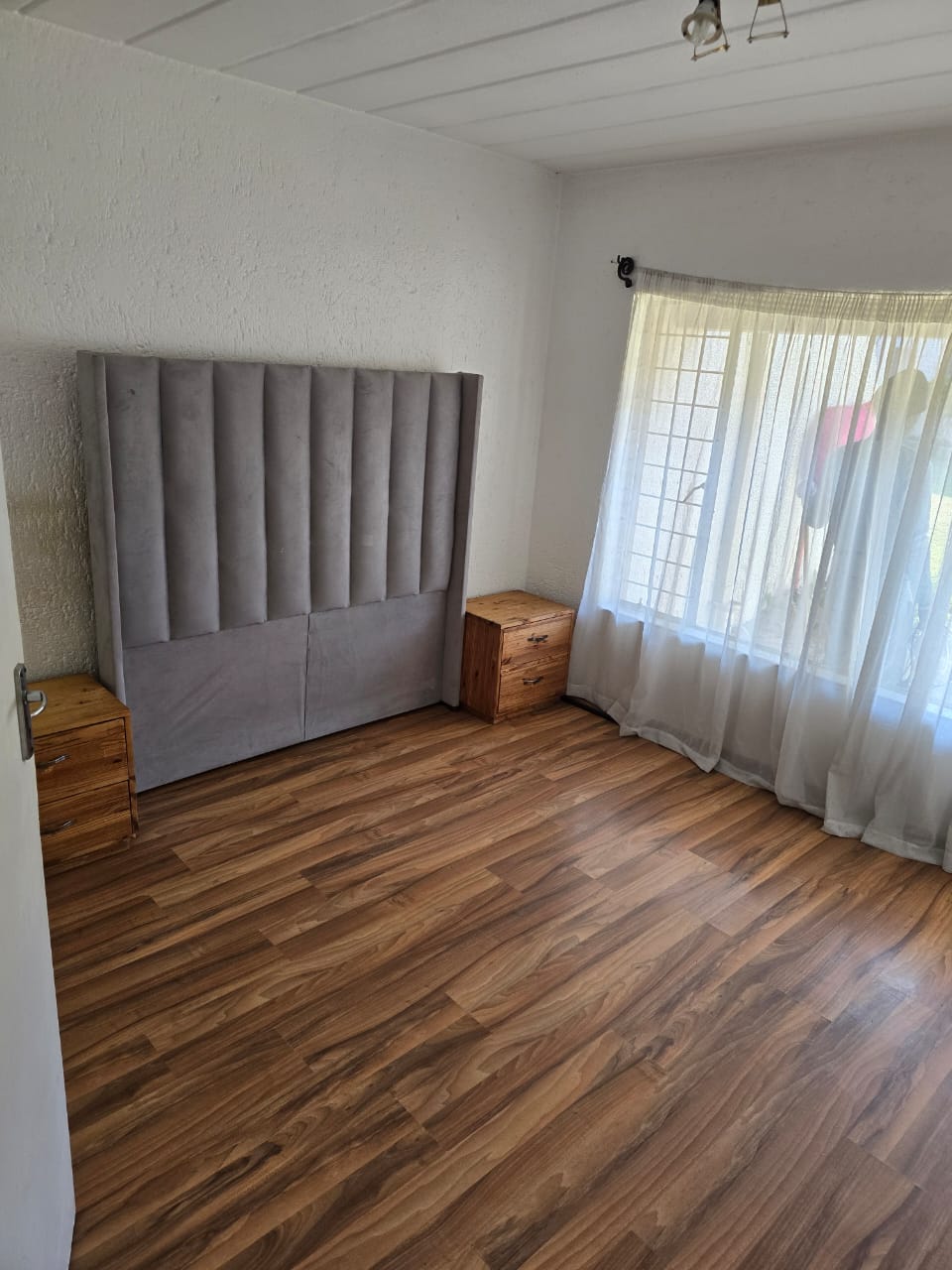5 Beautifully Finished and Well Maintained Apartment For Rent
