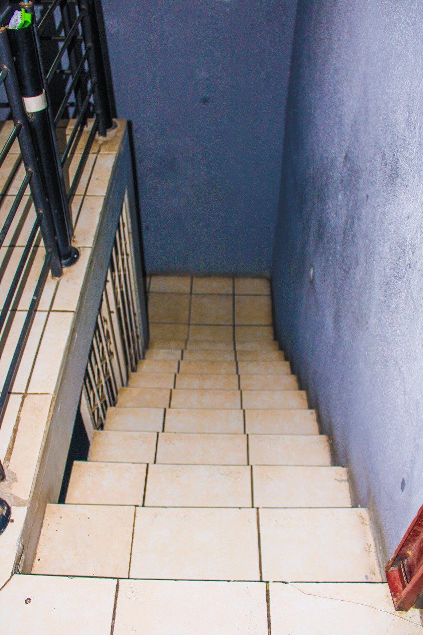 5 Spacious 1 bedroom Duplex cottage to rent in Rhodesfield available immidietely