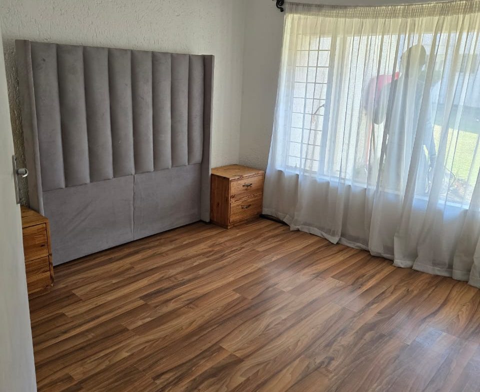 Beautifully Finished and Well Maintained Apartment For Rent