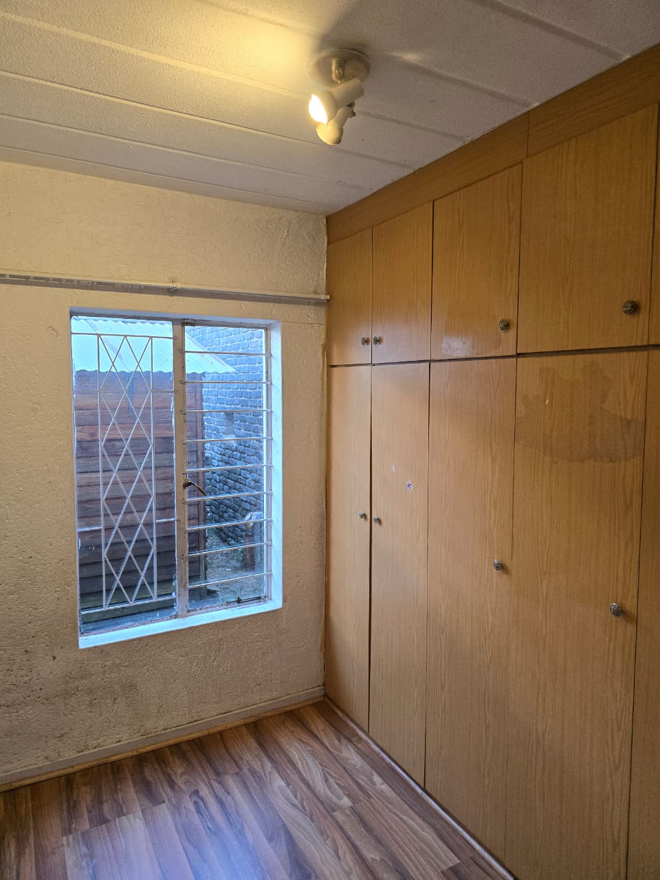 8 Beautifully Finished and Well Maintained Apartment For Rent