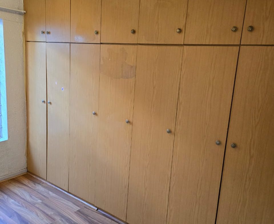 Beautifully Finished and Well Maintained Apartment For Rent