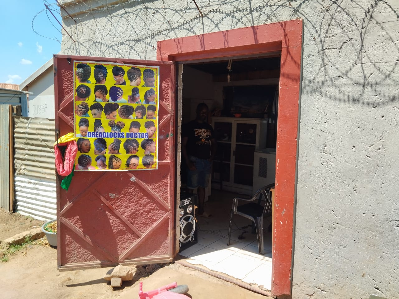 253c65fe-2ccc-4a13-a95d-08c98451f2b2 For Sale: Double RDP & Double Storey Property with 12 Outside Rooms in Soshanguve Ext 7