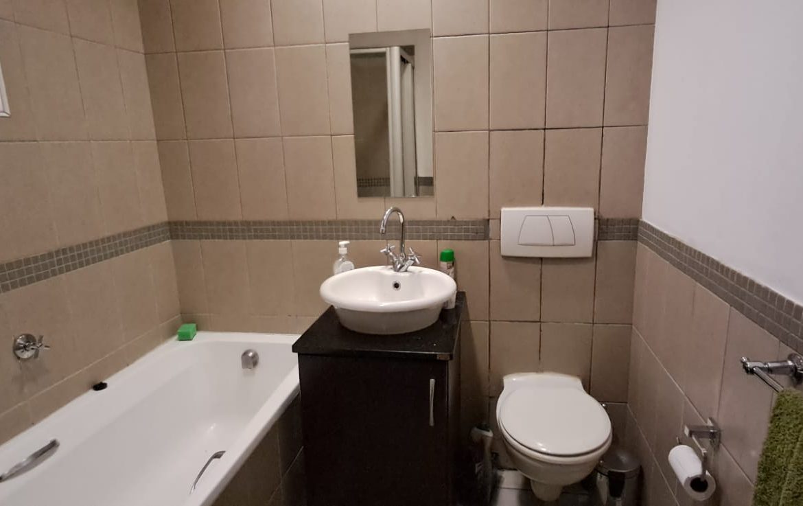 Apartment flat in first floor, Ashanti Apartment Marshall town for sale