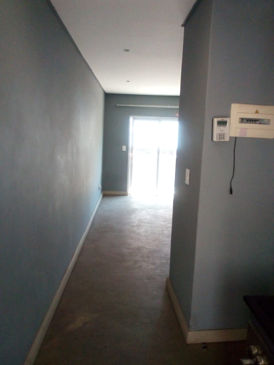 36093531-d4ac-46c4-9da3-8b18416f605c Stunning Top Floor Bachelor Apartment for sale in Maboneng